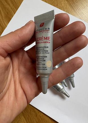 Erborian cc cream - колір clair - матує, anti age, захист 25 spf - high definition radiance face cc cream (skin perfector)  (1,5 ml ) ерборіан