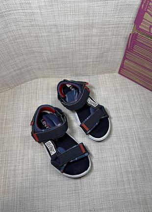 Сандалі levi's coronado оригінал на липучках