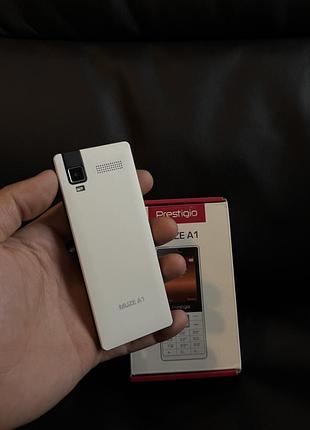 Телефон prestigio muze a1 білий. *5199 6