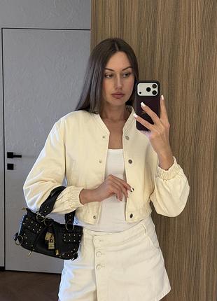 Бомбер zara / куртка в розмірі s-xs