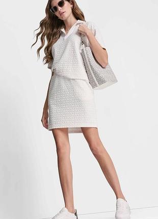 Женский костюм dkny