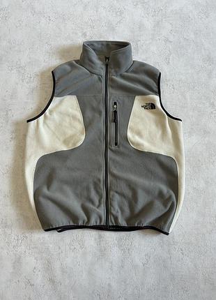 Флісова жилетка tnf
