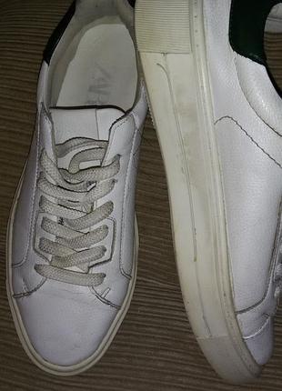 Zara (испания)- кроссовки эко-кожа + кожа,р 39 (26 см)