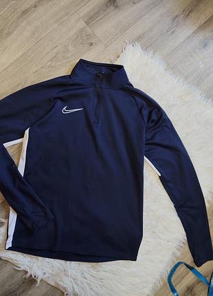 Крутая тоненькая термокофта nike на рост 164-176см