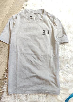 Крутая футболка under armour на рост 128-134см