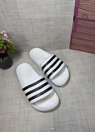 Оригинальные шлепанцы adidas