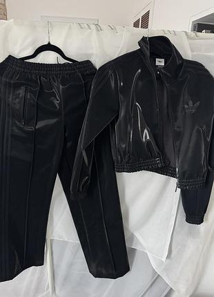 Костюм чорний вініловий adidas originals