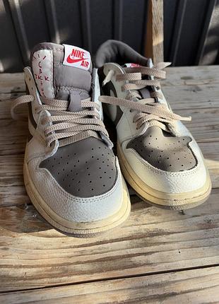 Nike & travis scott кросівки 2