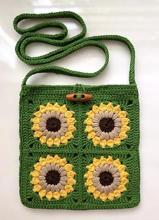 Вʼязана сумка crossbody «соняхи» символ україни. ручна робота