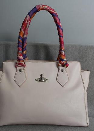 Чудова сумка середнього розміру vivienne westwood ніжно-рожевого кольору made in italy