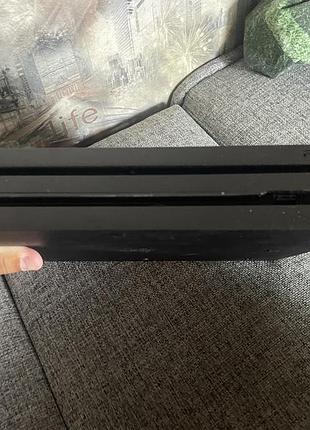Продам playstation 4 pro 4