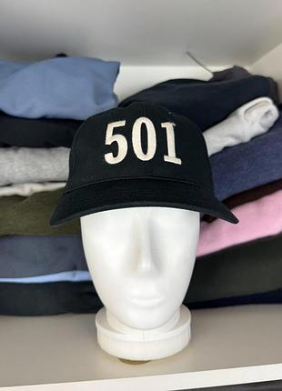 Чоловіча кепка levis 501