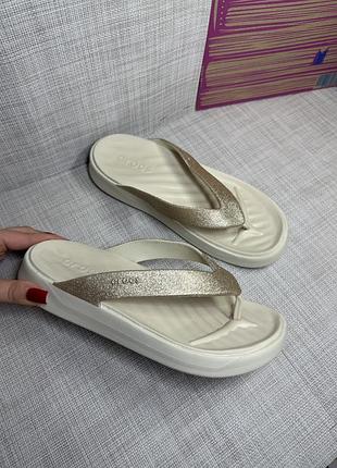 Оригинальные шлепанцы crocs вьетнамки