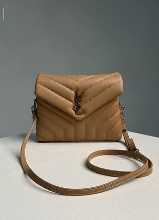 Сумка saint toy loulou in quilted leather laurent beige/gold