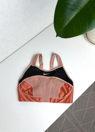 Спортивний топ nike
