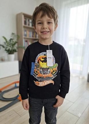 Чорний світшот светр кофта з принтом hot wheels 128 розмір