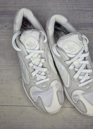 Кроссовки adidas ozweego 3