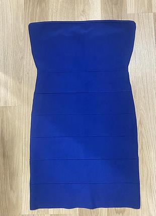 Вишукана сукня від bcbgmaxazria