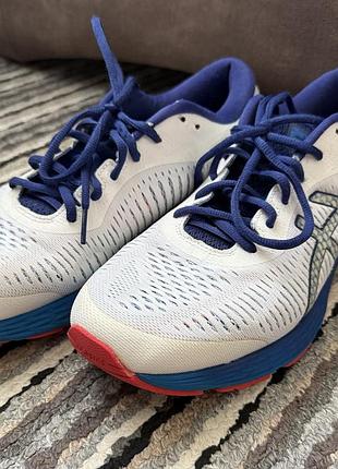 Бігові кросівки asics gel-kayano 25