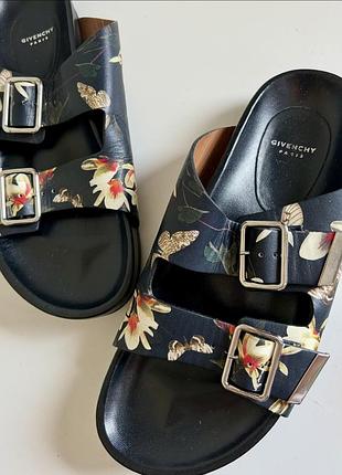 Шкіряні шльопанці givenchy оригінал