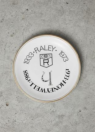 Коллекционная фарфоровая тарелка "raley &amp; honeywell"