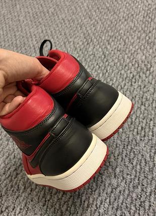 Nike air jordan 1 reverse bred 2