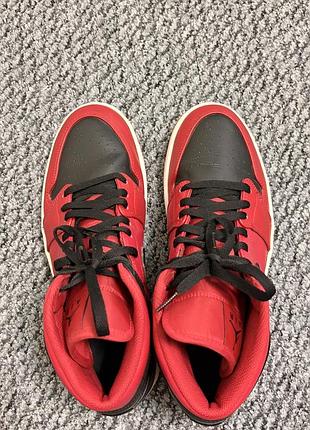 Nike air jordan 1 reverse bred 4