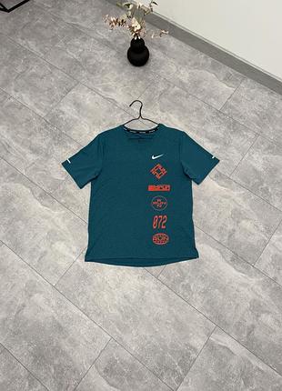 Футболка nike dri-fit