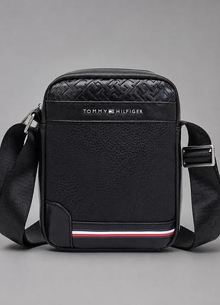 Чоловіча сумка tommy hilfiger чорна поліуретан 21х17х6 см нова