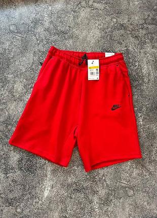 Чоловічі шорти nike tech fleece