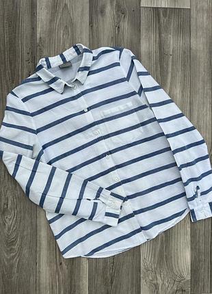 Трендова сорочка в смужку вільного крою