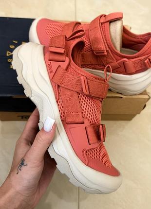 Кросівки teva outflow universal оригінал