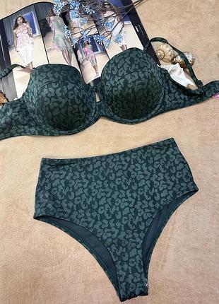 Неймовірно красивий купальник hunkemoller