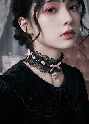 Чорний чокер з рожевими бантиками та серцем jirai kei dark lolita