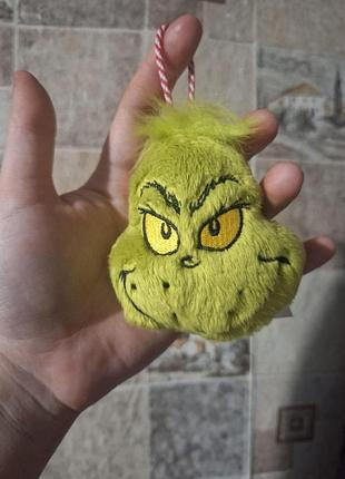 Мягкая игрушка украшение mcdonald's grinch plush ornament 2024 года