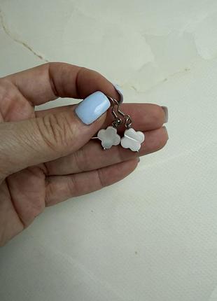 Сережки конюшина
