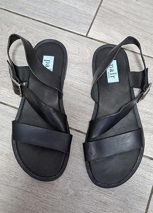 Босоножки,сандали кожаные женские a pair,размер39