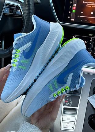 Женские кроссовки nike air zoom white sky