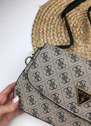 Сумочка guess бежева 2