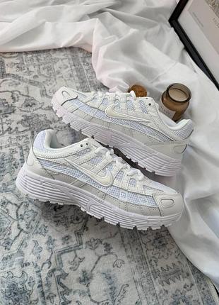 Стильні жіночі кросівки nike p-6000 triple white