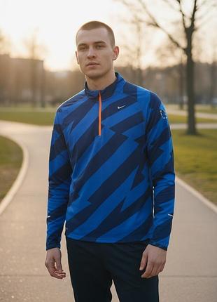 500 грн 
мужская спортивная кофта nike sweat element 72 dri-fit running 1/2 zip pullover
размер xl