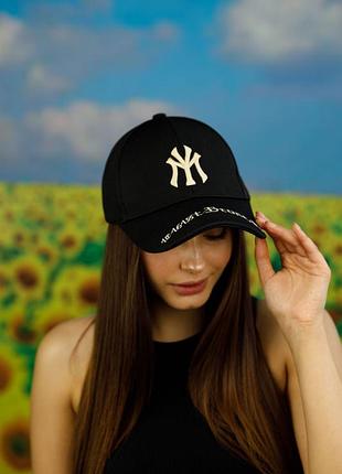 Женская бейсболка new york bronx в цвете черная + золотой 56-58 для моря и города
