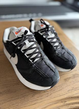 Жіночі кросівки nike