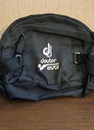 Черная поясная сумка deuter туристическая для путешествий