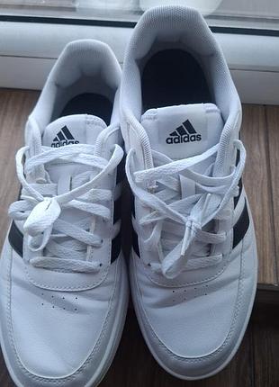 Кроссовки adidas 42р