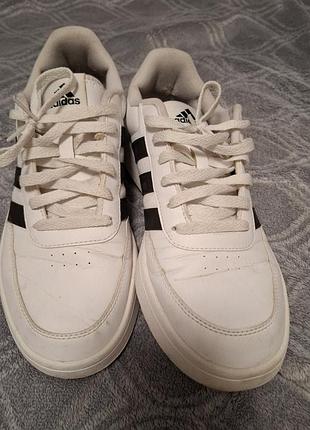 Кроссовки adidas 42р 6
