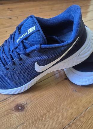 Бігові кросівки nike