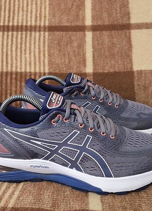 Кросівки asics