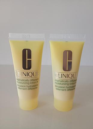 Clinique dramatically different moisturizing lotion+ увлажняющая эмульсия для сухой кожи 15ml