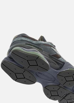 Balance 9060 grey brown
